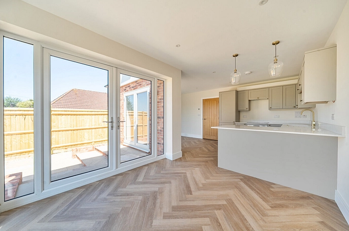 3 bedroom  detached house for sale
