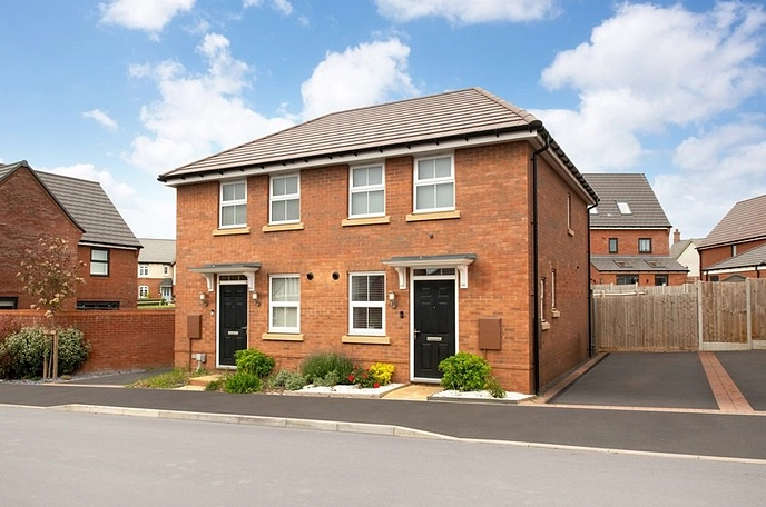 2 bedroom  semi-detached house for sale