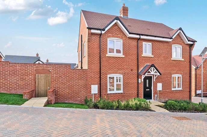 4 bedroom  detached house for sale