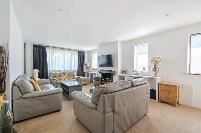 3 bedroom  detached bungalow for sale