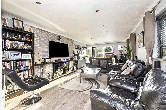 3 bedroom  detached bungalow for sale