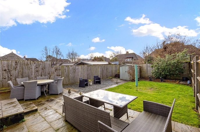 3 bedroom  semi-detached house for sale