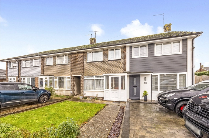 3 bedroom  terraced house for sale