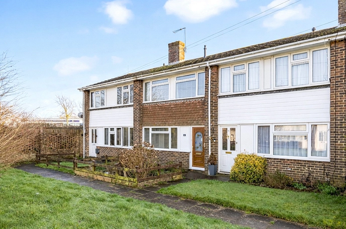 2 bedroom  terraced house for sale