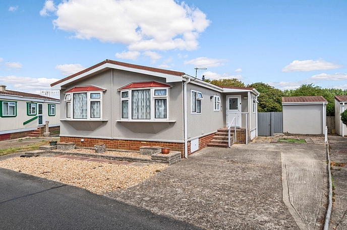 2 bedroom  detached park home for sale