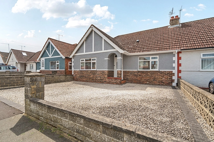 2 bedroom  semi-detached bungalow for sale