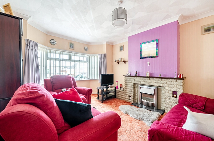 3 bedroom  semi-detached bungalow for sale