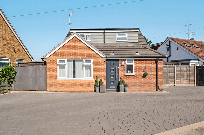 5 bedroom  detached bungalow for sale
