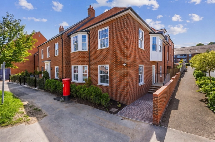 2 bedroom apartment for sale