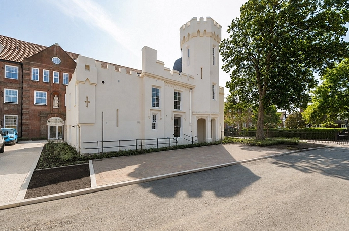 3 bedroom apartment for sale