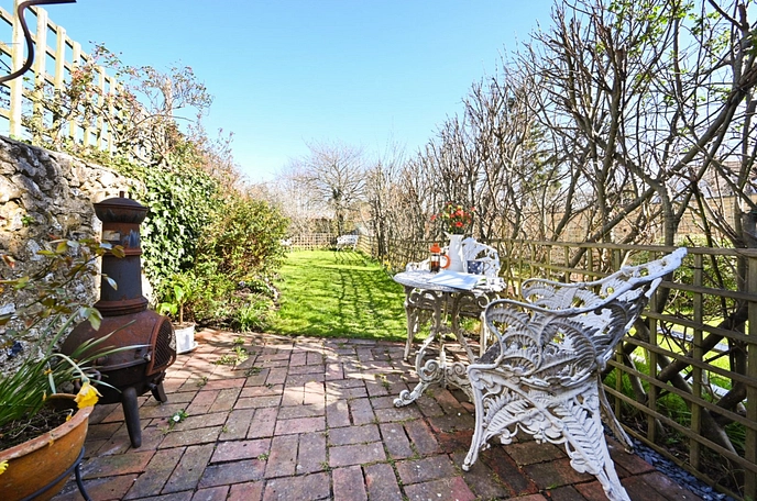 3 bedroom  terraced house for sale