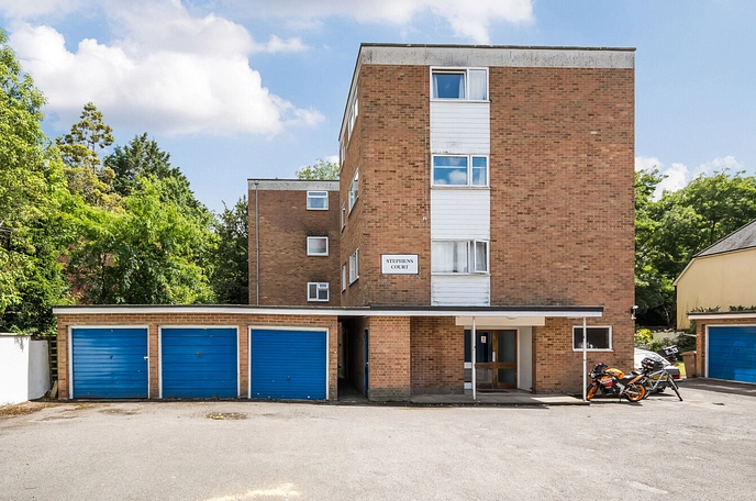 3 bedroom apartment for sale