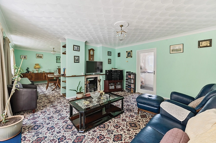 3 bedroom apartment for sale
