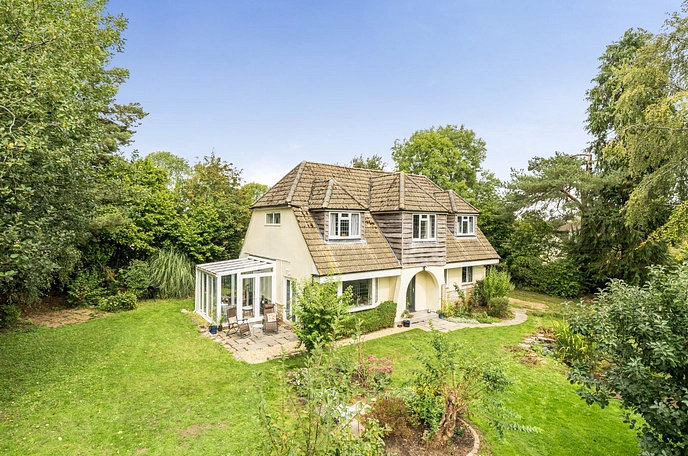 4 bedroom  detached house for sale