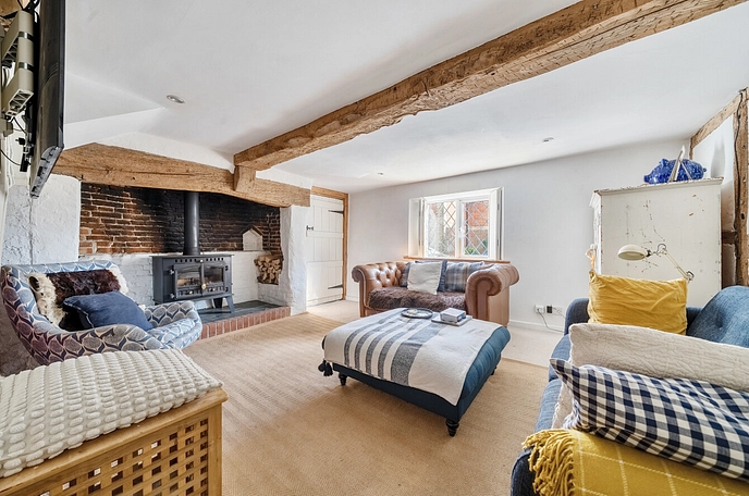 3 bedroom  terraced house for sale
