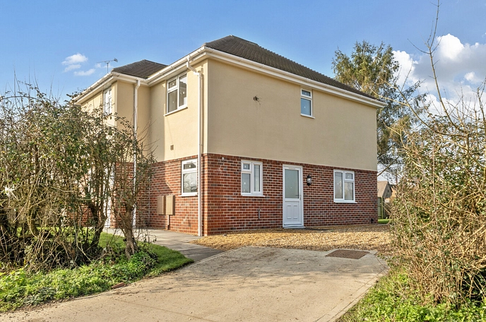 3 bedroom  detached house for sale