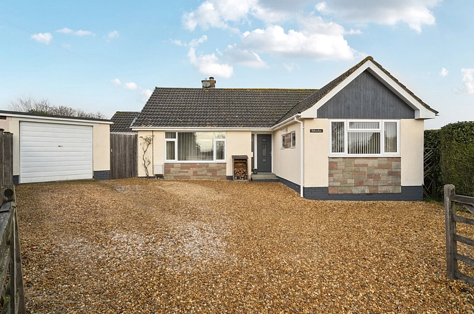 4 bedroom  detached bungalow for sale