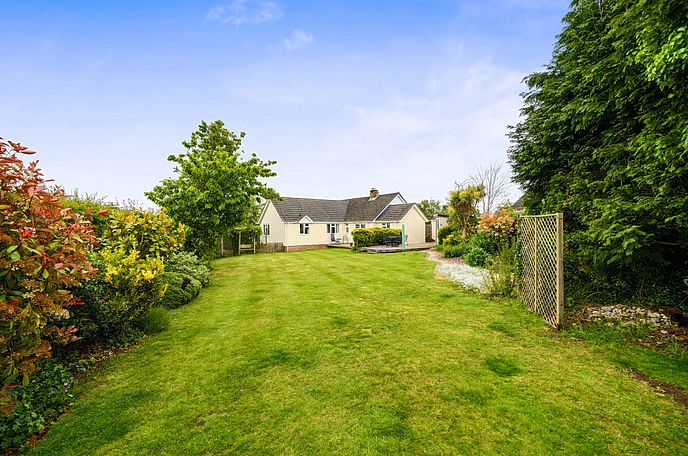 4 bedroom  detached bungalow for sale