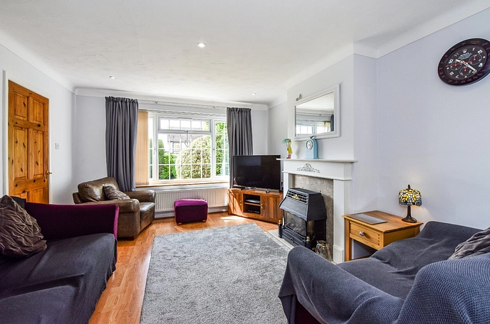 3 bedroom  detached house for sale