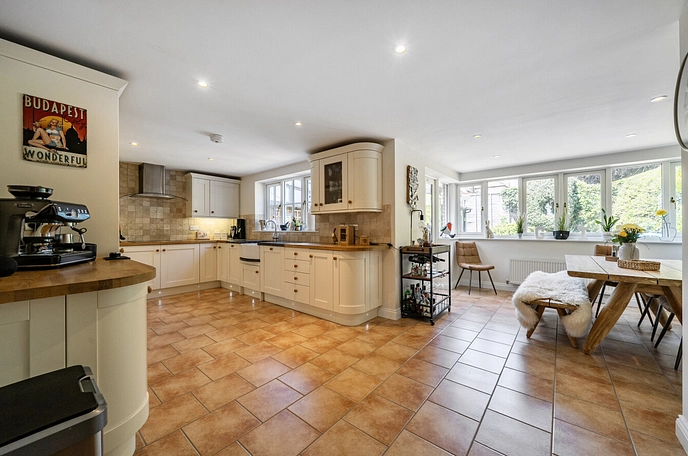 3 bedroom  detached house for sale