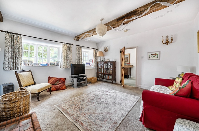 4 bedroom  semi-detached house for sale