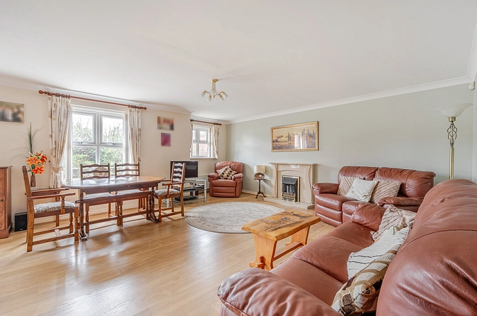 2 bedroom apartment for sale