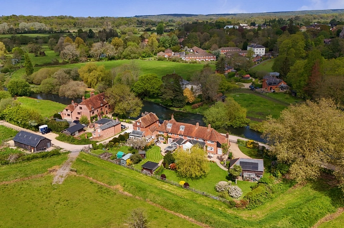5 bedroom house for sale