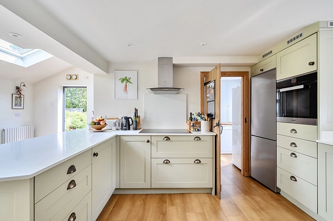 4 bedroom  detached house for sale