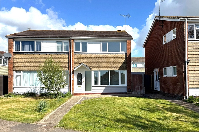 3 bedroom  semi-detached house for sale