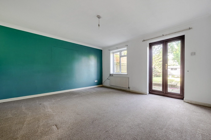 2 bedroom  terraced house for sale
