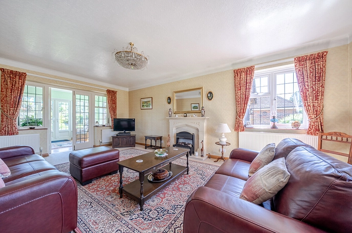 4 bedroom  detached house for sale