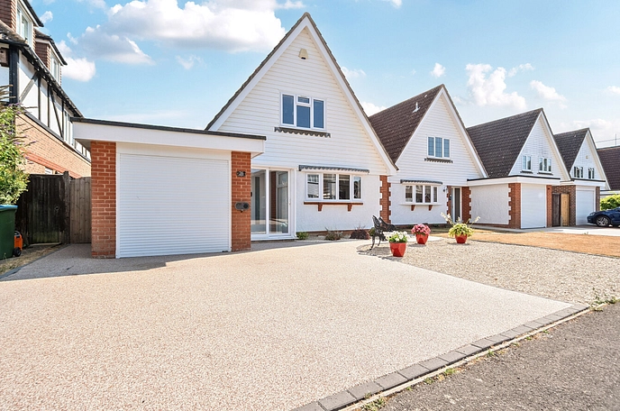 3 bedroom  detached house for sale