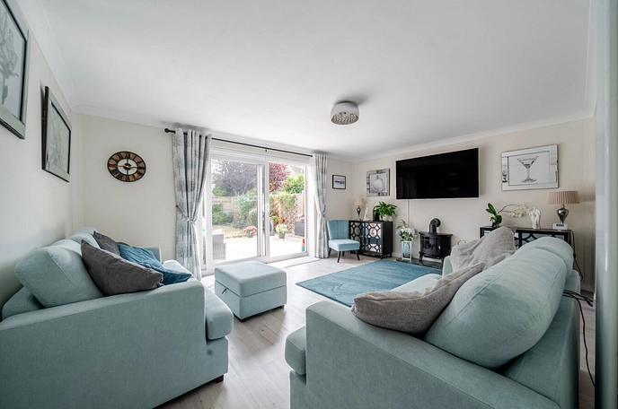 3 bedroom  detached house for sale