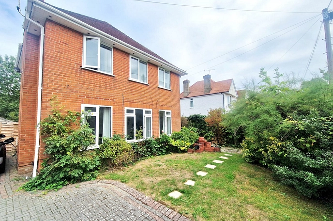 3 bedroom detached house to rent