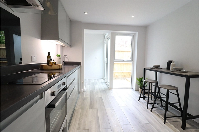 2 bedroom apartment to rent