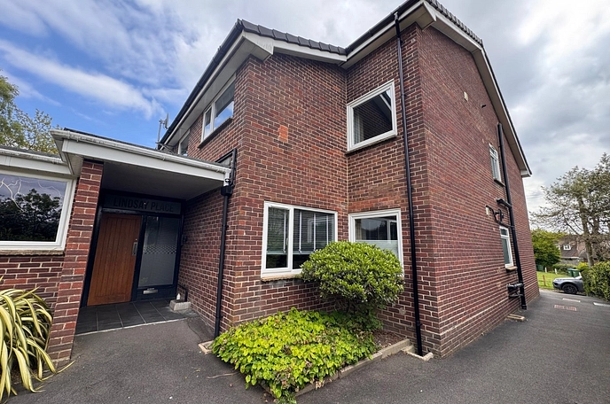 2 bedroom apartment to rent