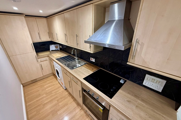 3 bedroom apartment to rent
