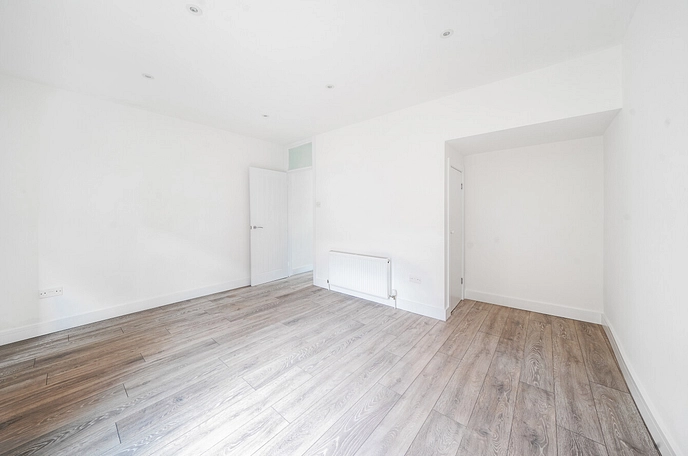 2 bedroom  terraced house to rent