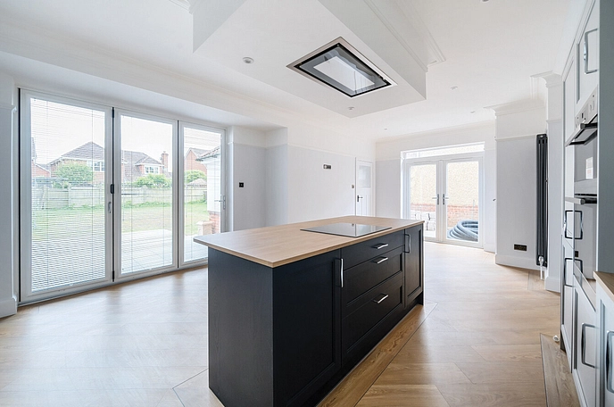 3 bedroom  semi-detached house to rent