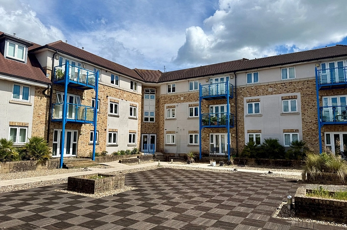 2 bedroom apartment to rent