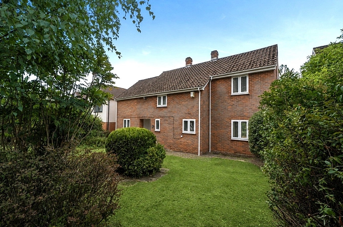 3 bedroom  detached house for sale