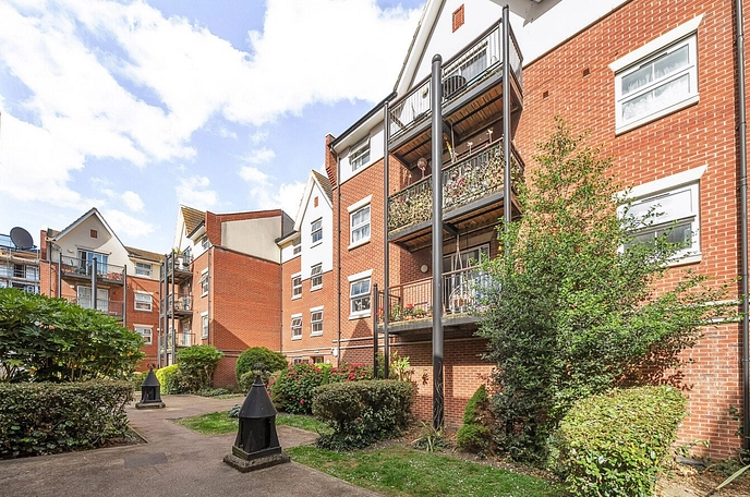 2 bedroom apartment to rent