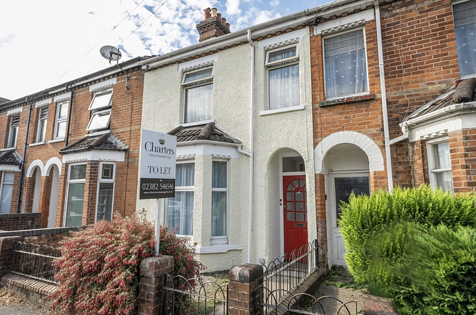1 bedroom maisonette to rent