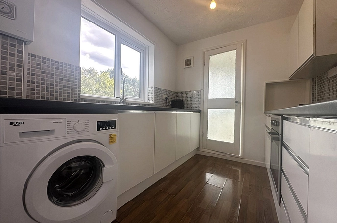 2 bedroom apartment to rent