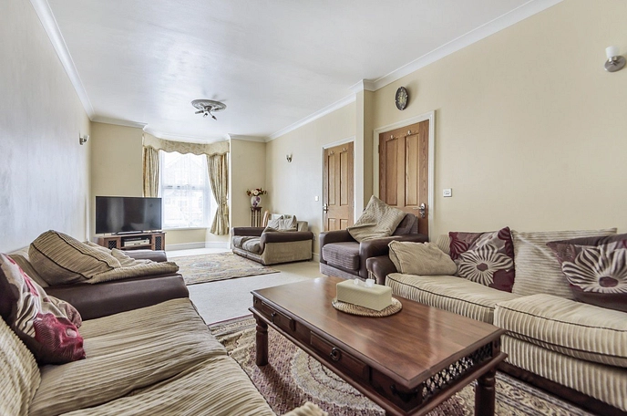 4 bedroom  detached house for sale
