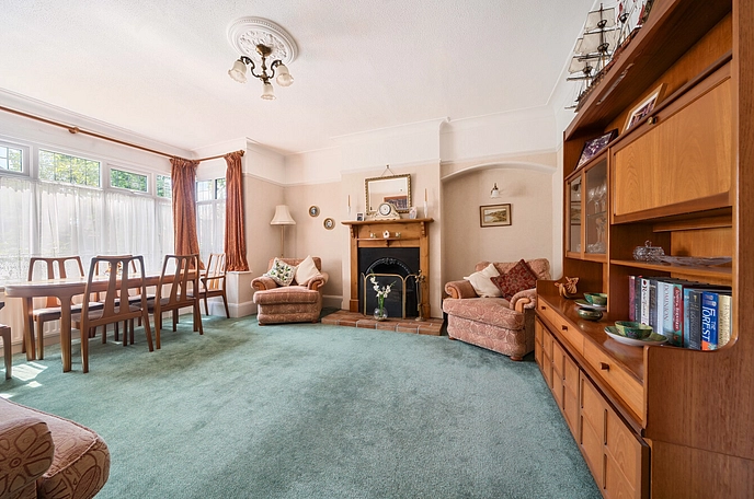 4 bedroom  detached house for sale