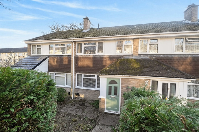 3 bedroom  terraced house for sale