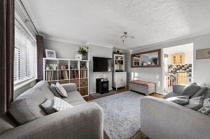 3 bedroom  terraced house for sale