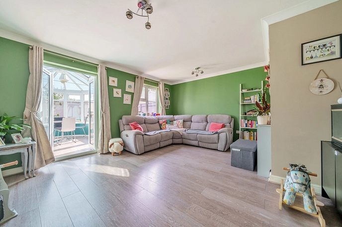 3 bedroom  detached house for sale
