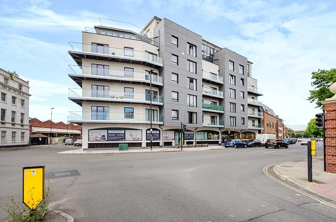 1 bedroom apartment for sale